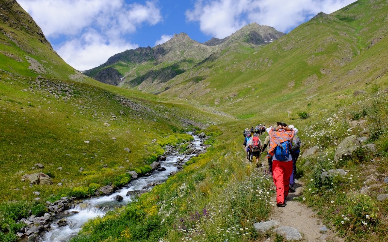 Top 25 Trekking Places In India - Travelindays